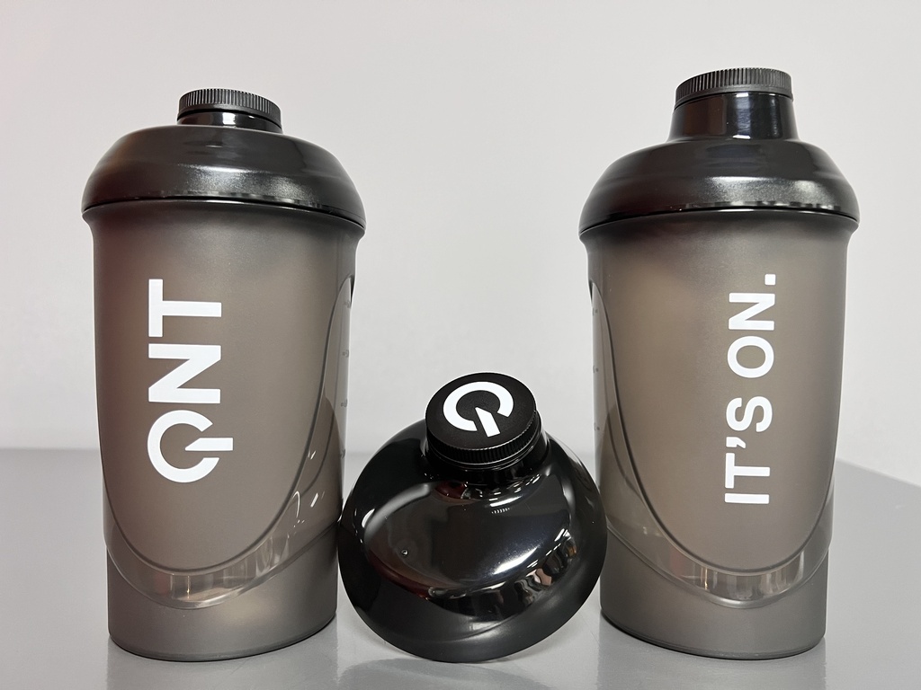 QNT Plastic Shaker 600 ml - Black