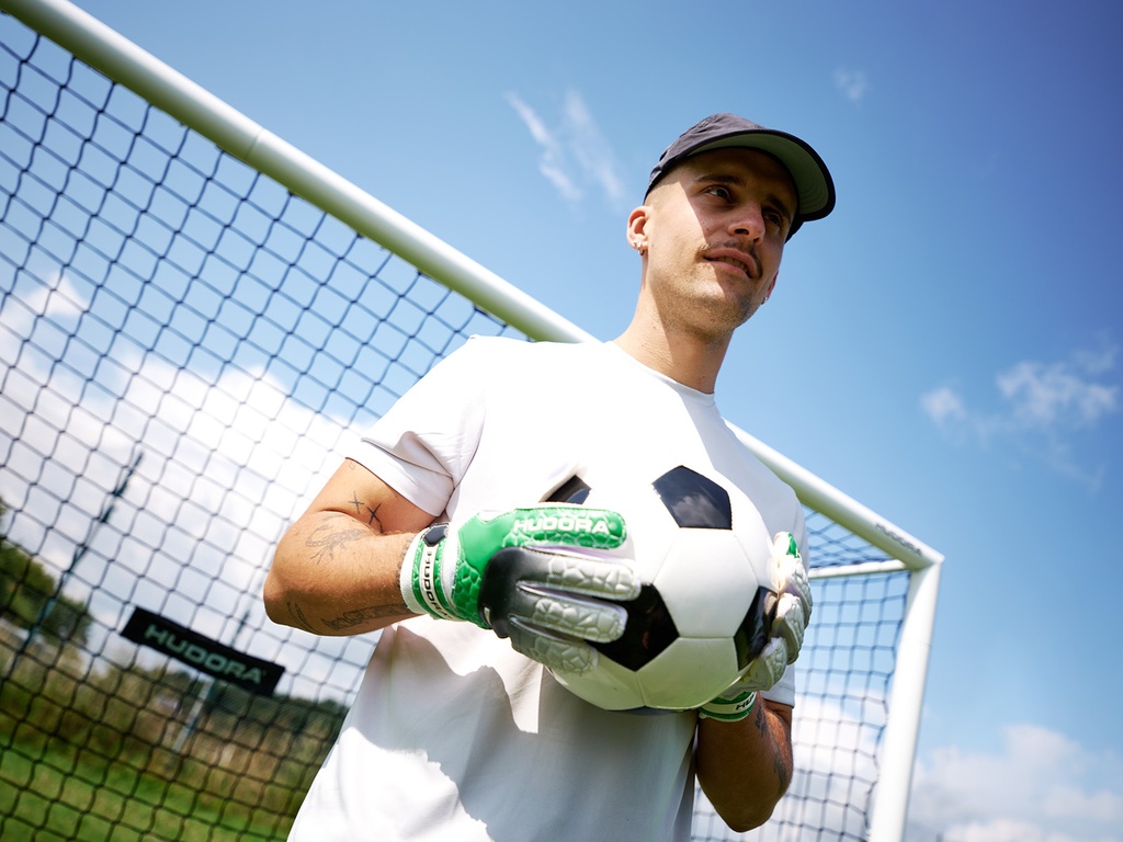 Goalkeeper gloves - Green - Size M